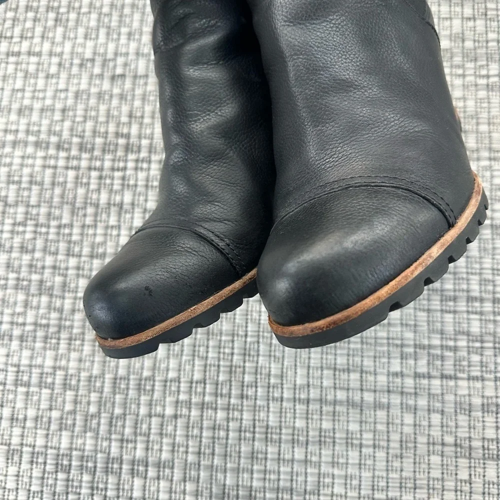 UGG Pax Leather Wedge Bootie Brown Size 10